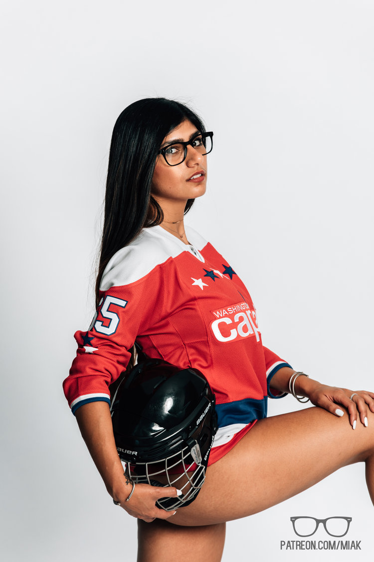 Hockey DC: Un tocco sensuale 🏒 – foto ad alta qualità 17