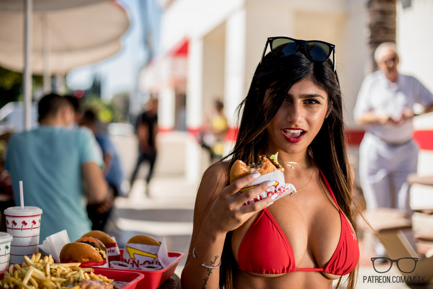 In-N-Out: Show Me Your Buns 🍔 high-quality photo 8