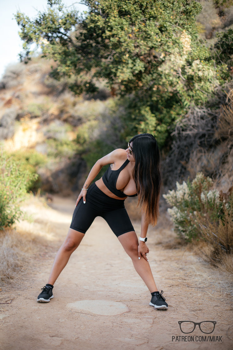 Hiking Views: Come Explore with Me 🌲 high-quality photo 8