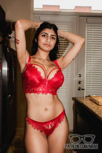 Cooking with Mia: Cooking Up Something Special 🍳 – high-quality photo 12
