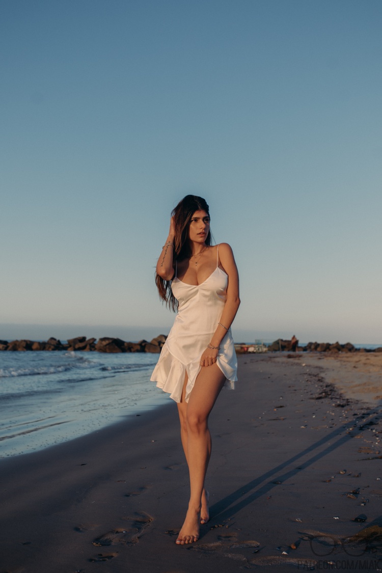 Beach Daze 🏖️ – high-quality photo 2