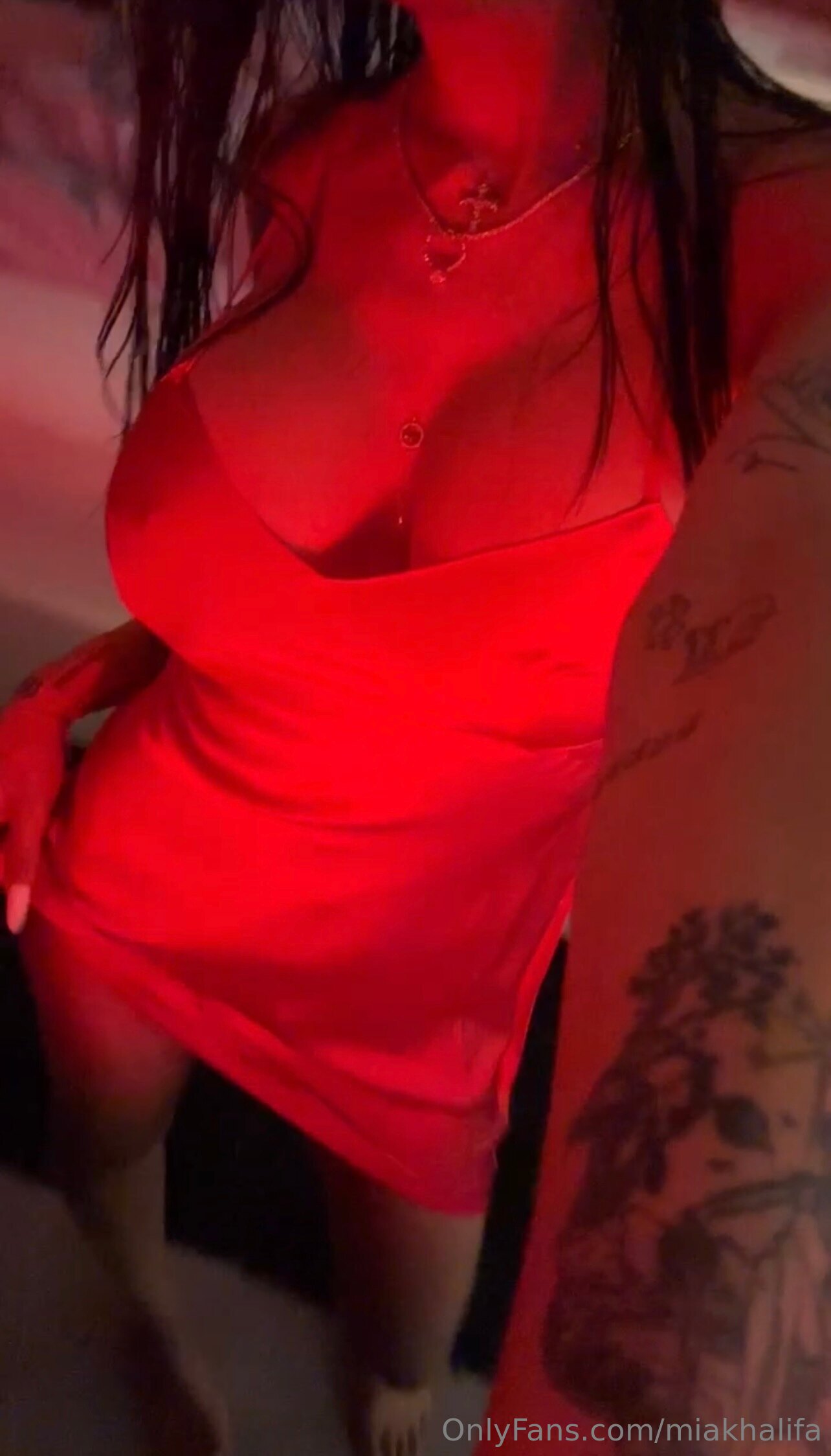 🚨 New vid coming soon 🚨  (In… but mainly OUT… of this dress😈.. (OnlyFans)