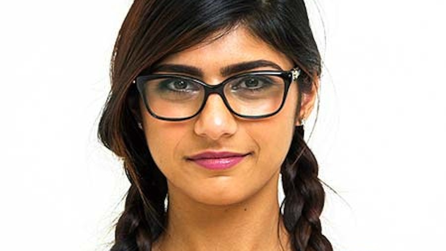 미아가 너를 위해 섹시한 몸매를 가지고 있어 - Mia Khalifa HD Porn Video Thumbnail